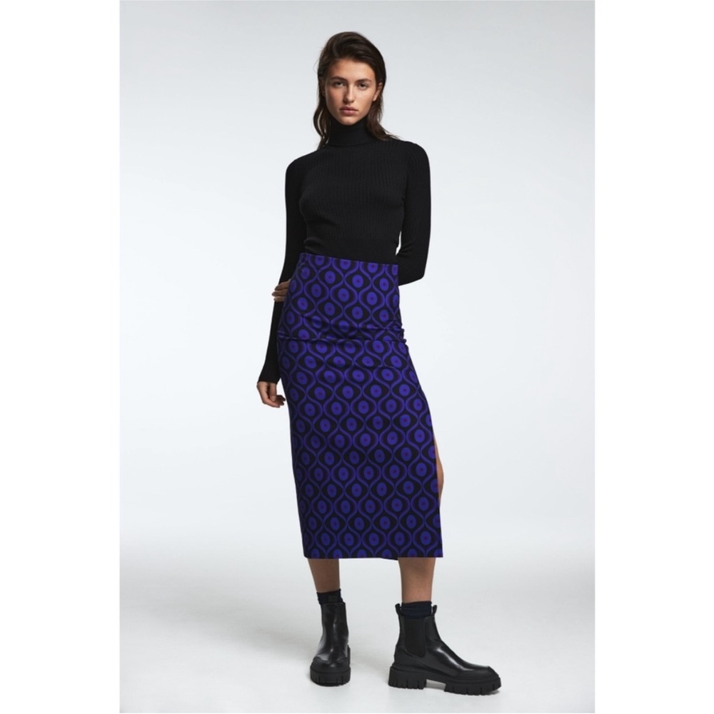 Zara blue and black geo printed longer skirt S - Picture 1 of 6